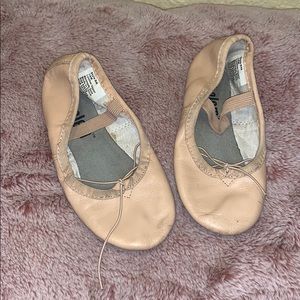 Ballet shoes